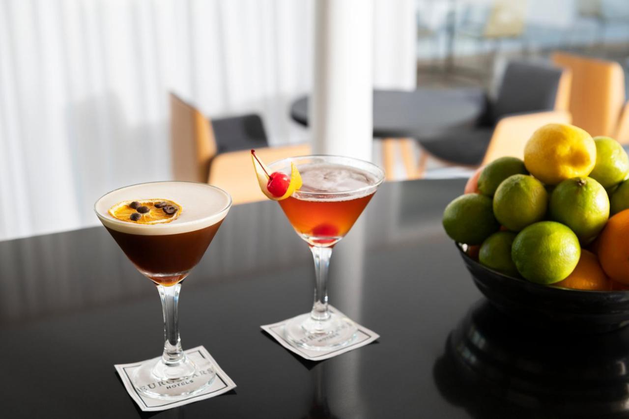 Eurostars Portico Аліканте Екстер'єр фото Cocktails at the bar
